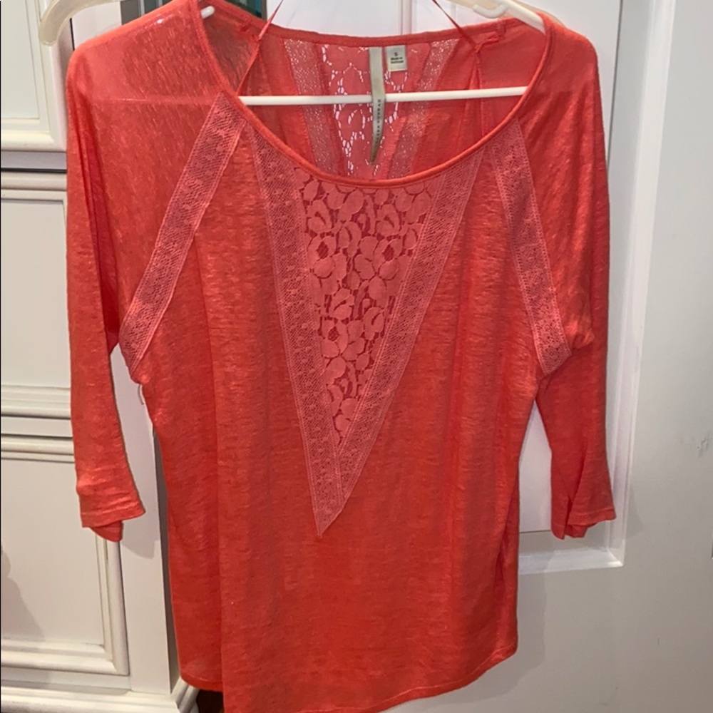 Quarter sleeve pink top